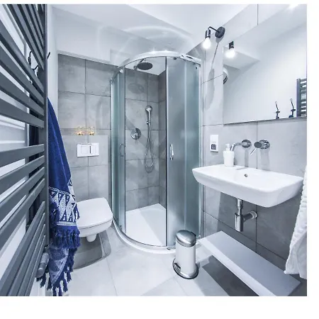 Family Luxury Gold , 1-6, 2 Sypialnie I Salon, 100m Bazylika, Summerwinter Brand Apartment