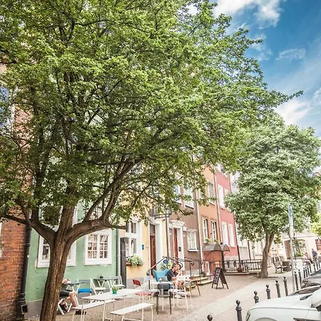 Family Luxury Gold , 1-6, 2 Sypialnie I Salon, 100m Bazylika, Summerwinter Brand Apartamento Gdansk